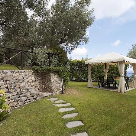 Degli Ulivi Bed & Breakfast