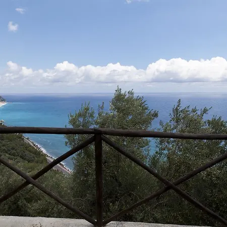 Degli Ulivi 4*