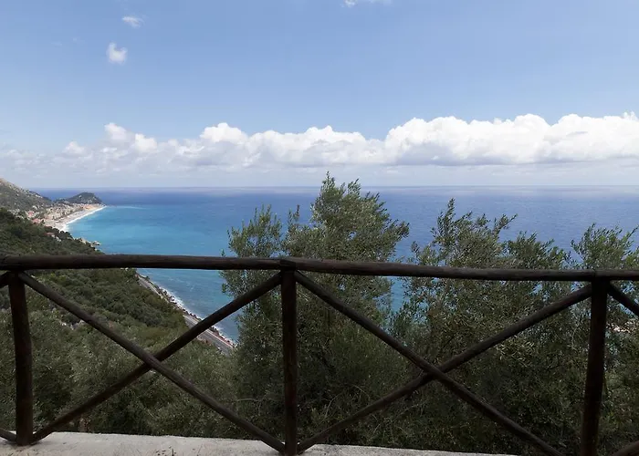 Degli Ulivi 4*